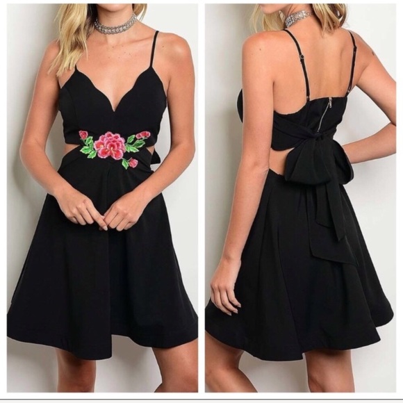 Dresses & Skirts - New! Black Floral Cutout Dress